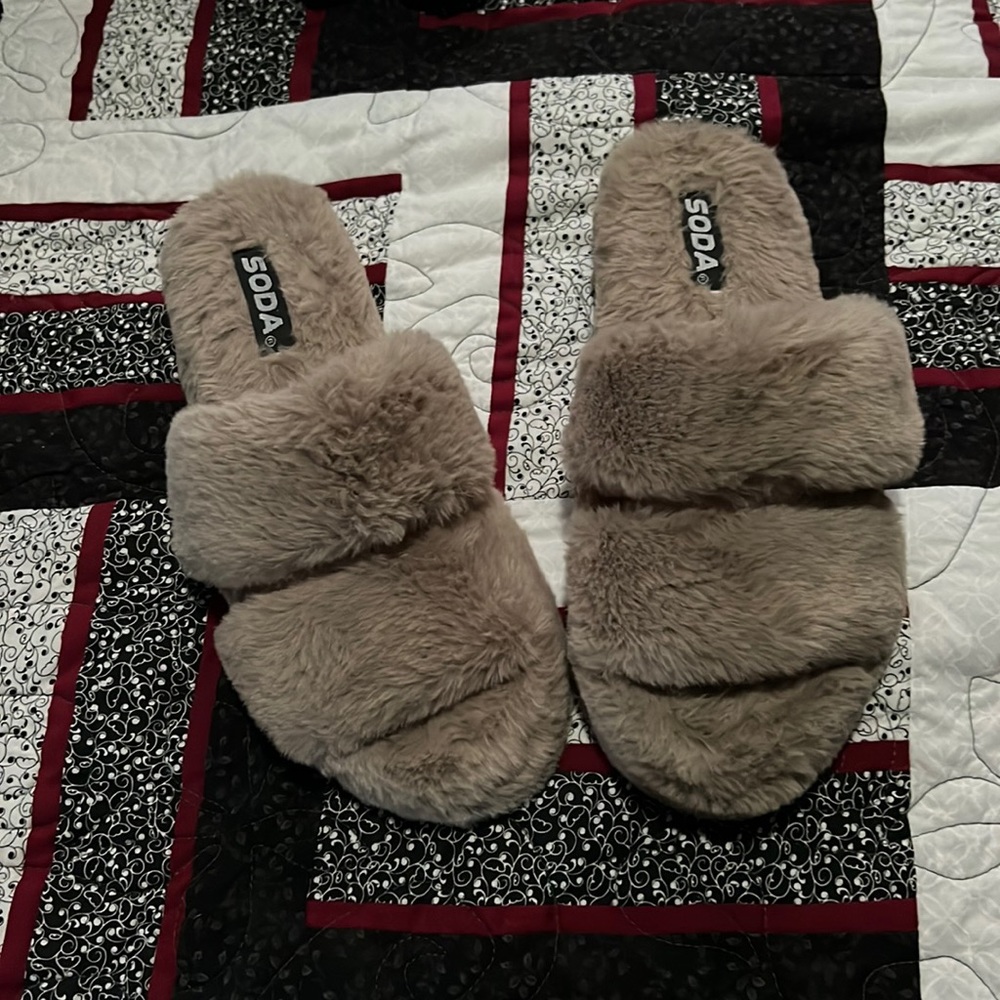Soda brand slipper